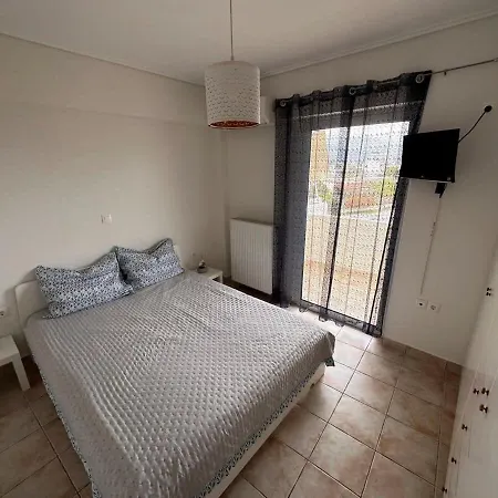 Vergian Brand New Spacious At Agioi Theodoroi *