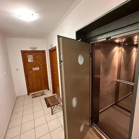 Vergian Brand New Spacious At Agioi Theodoroi Agioi Theodoroi (Corinthia)