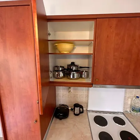 Vergian Brand New Spacious At Agioi Theodoroi